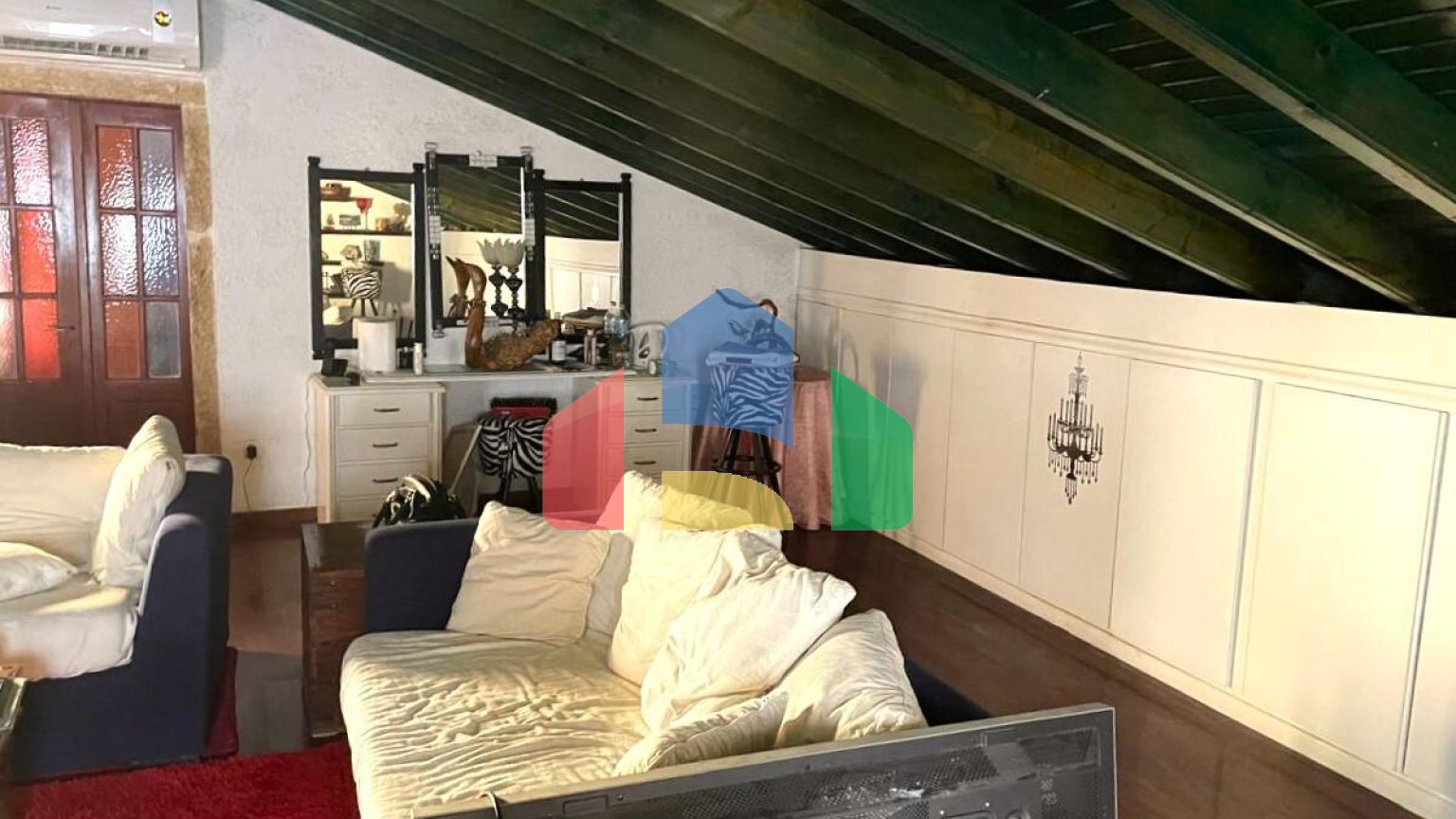 Продаж - Duplex 224 m² на о. Корфу