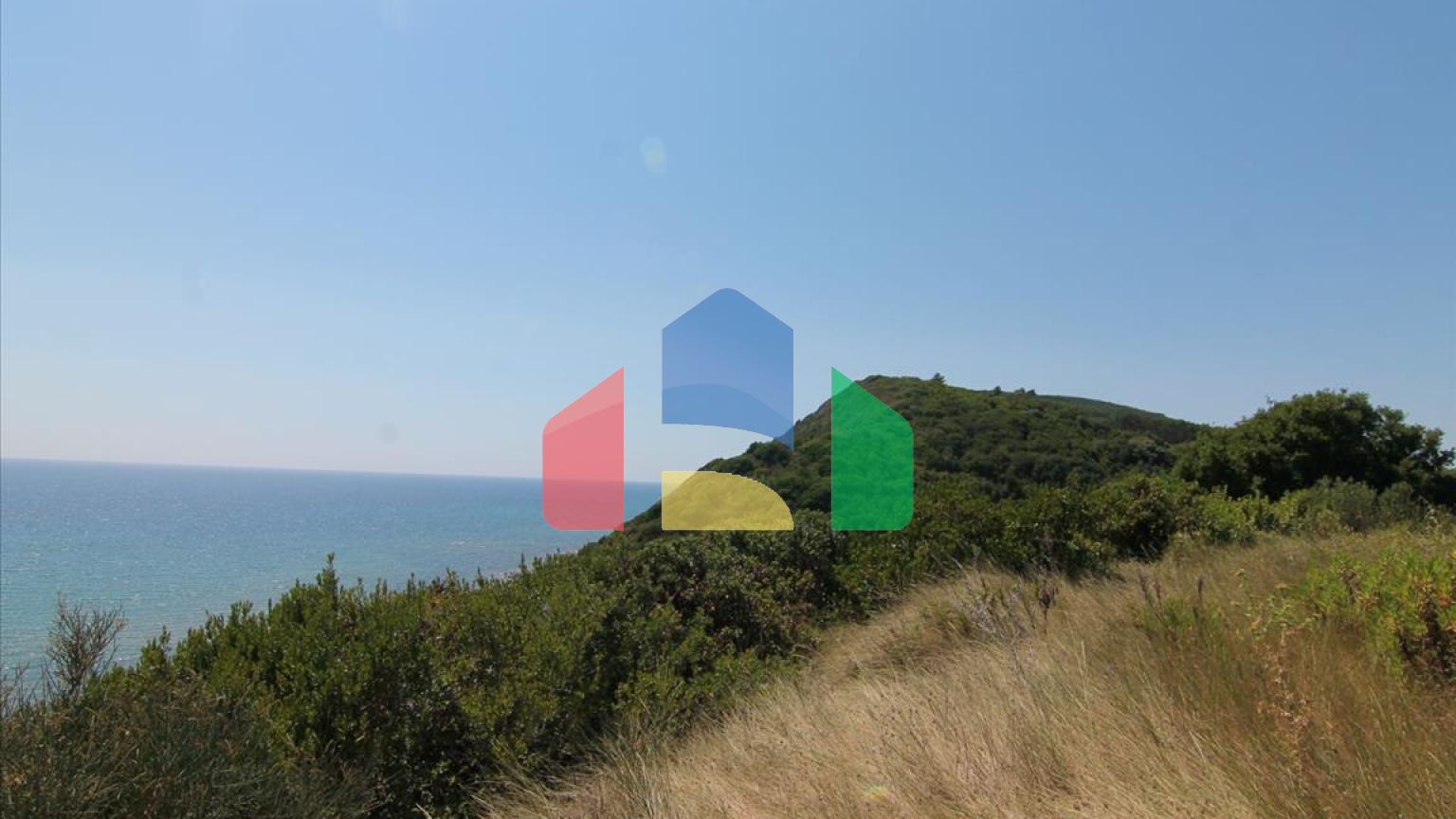 Продаж - Земельна ділянка 6711 m² на о. Корфу