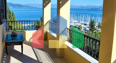 Продаж - Котедж 350 m² на о. Корфу