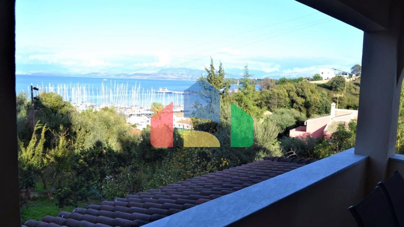 Продаж - Котедж 350 m² на о. Корфу