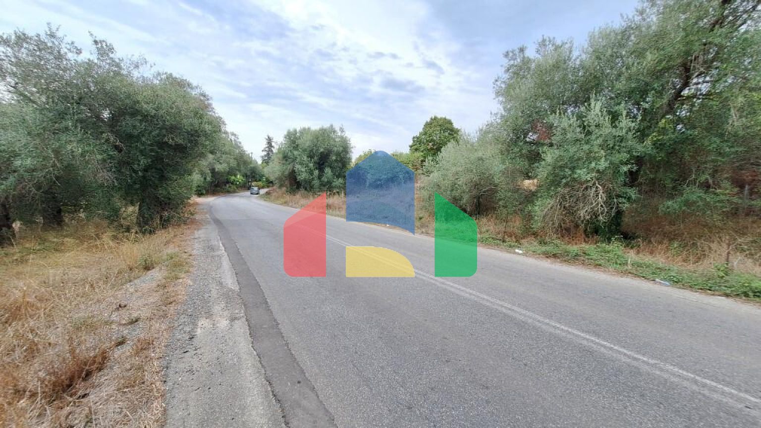 Продаж - Земельна ділянка 5500 m² на о. Корфу