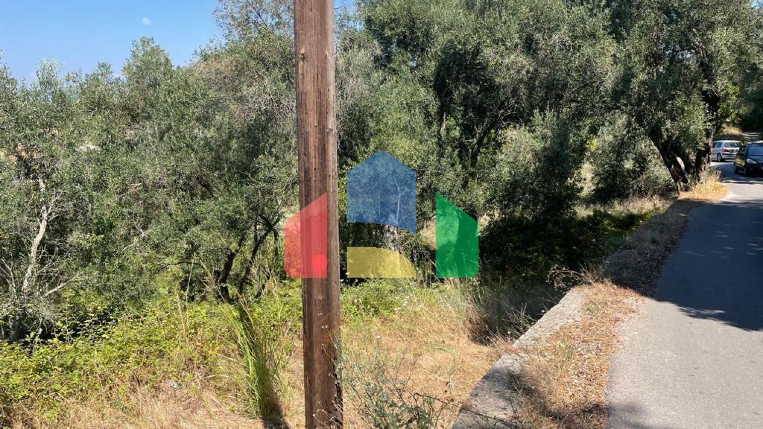 Продаж - Земельна ділянка 1202 m² на о. Корфу