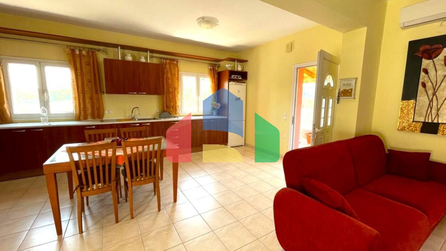 Продаж - Котедж 319 m² на о. Корфу