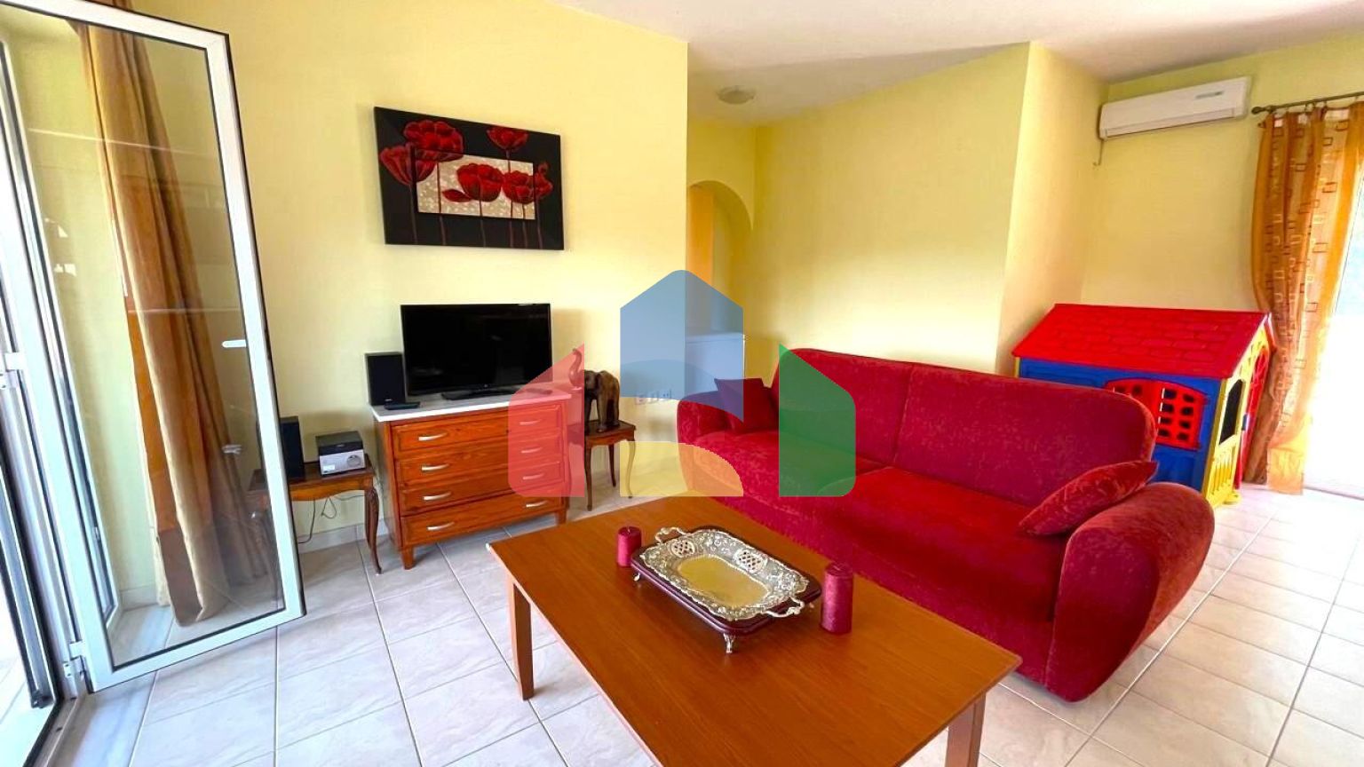 Продаж - Котедж 319 m² на о. Корфу