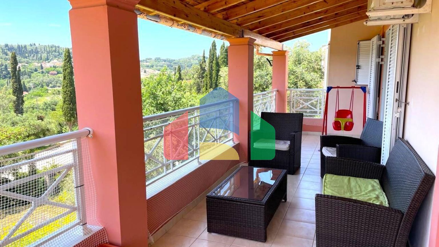 Продаж - Котедж 319 m² на о. Корфу