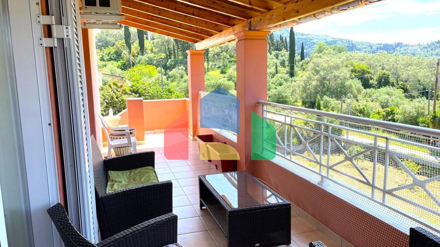 Продаж - Котедж 319 m² на о. Корфу