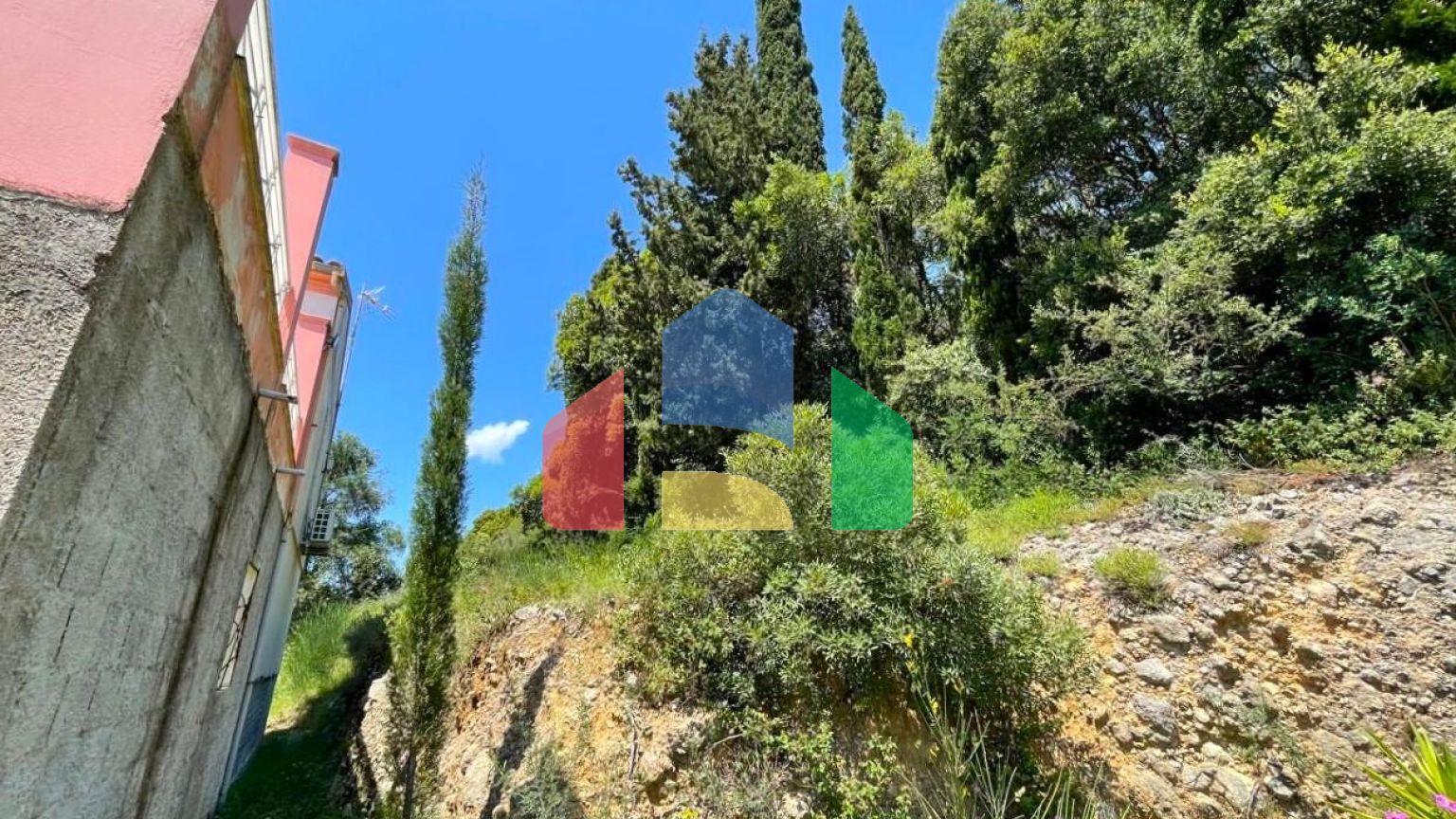 Продаж - Котедж 319 m² на о. Корфу