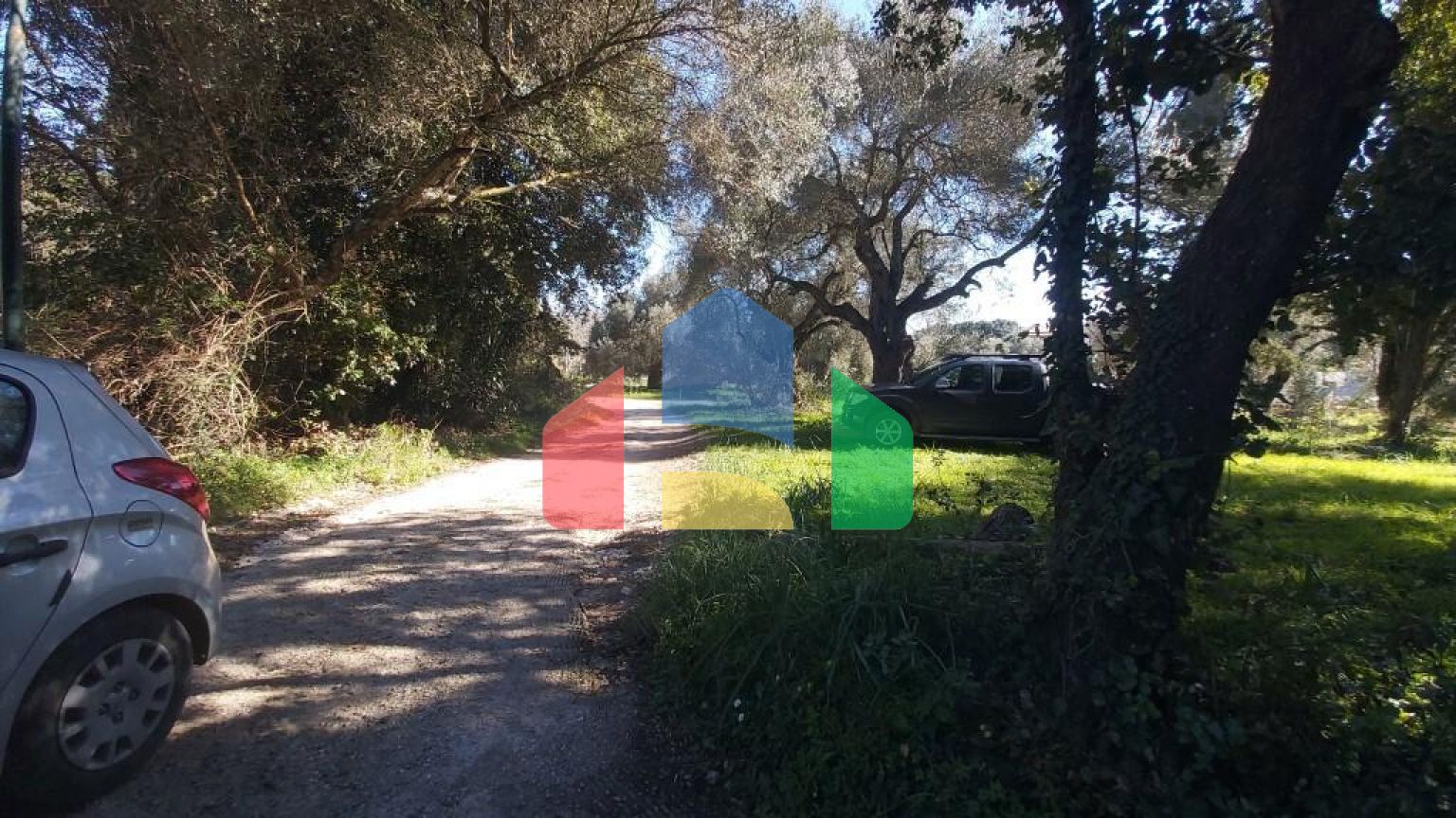 Продаж - Земельна ділянка 2770 m² на о. Корфу