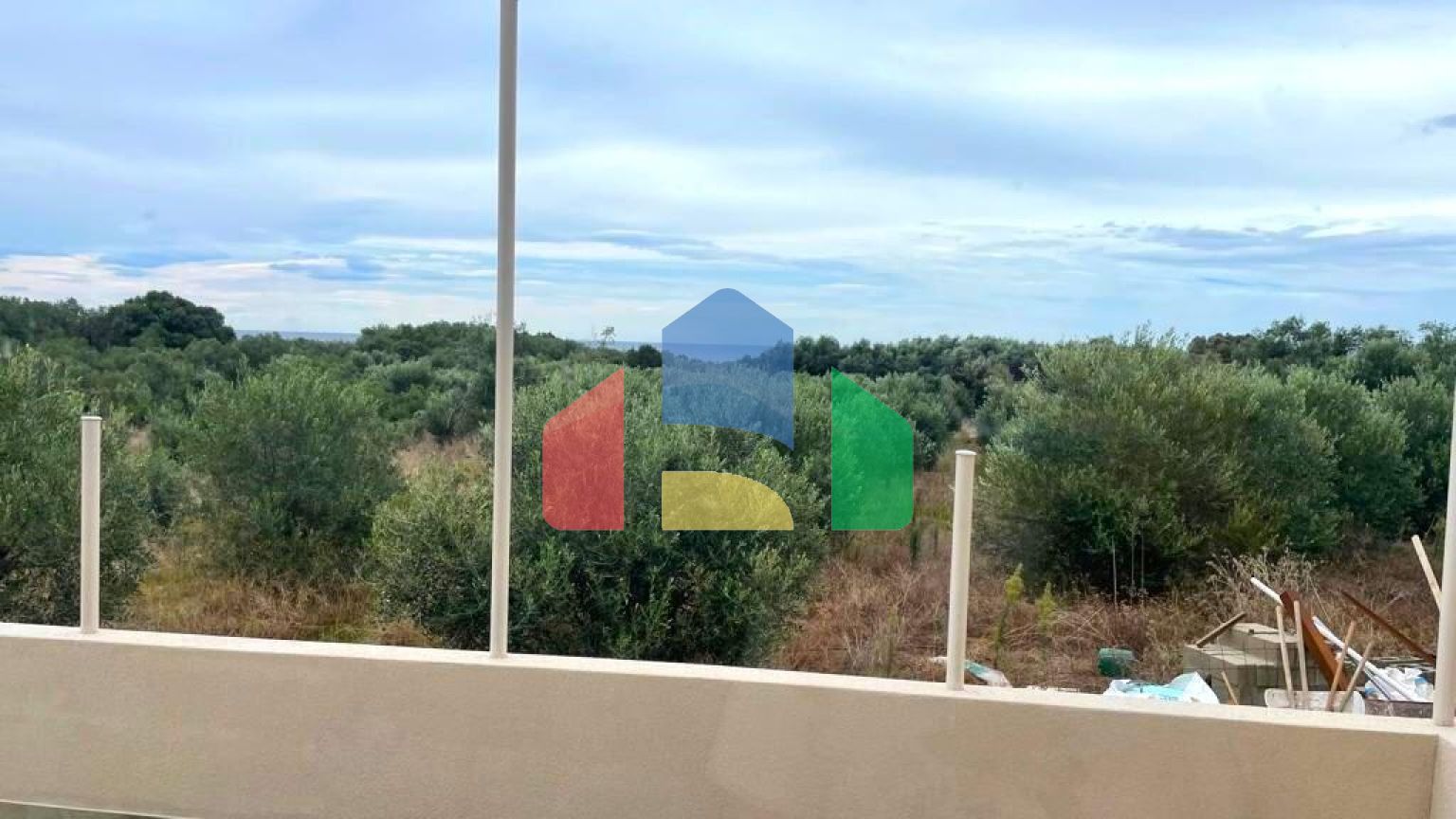 Продаж - Котедж 82 m² на о. Корфу