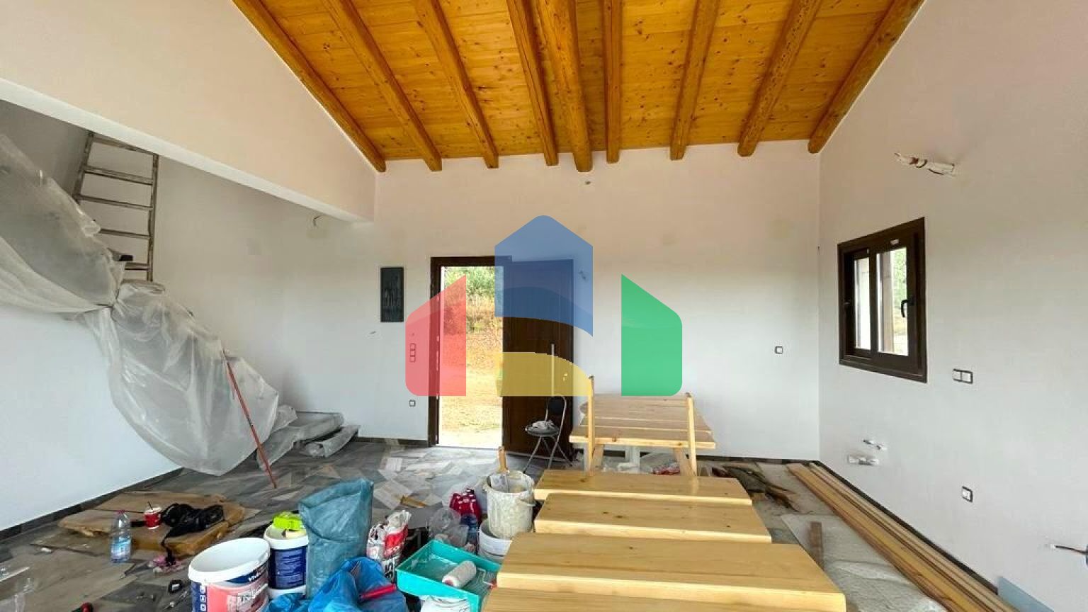 Продаж - Котедж 82 m² на о. Корфу