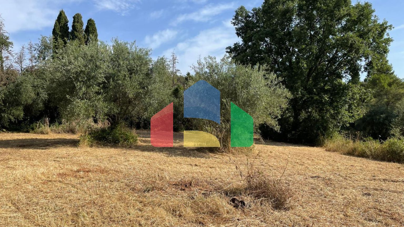 Продажа - Земельный участок 27750 m² на о. Корфу