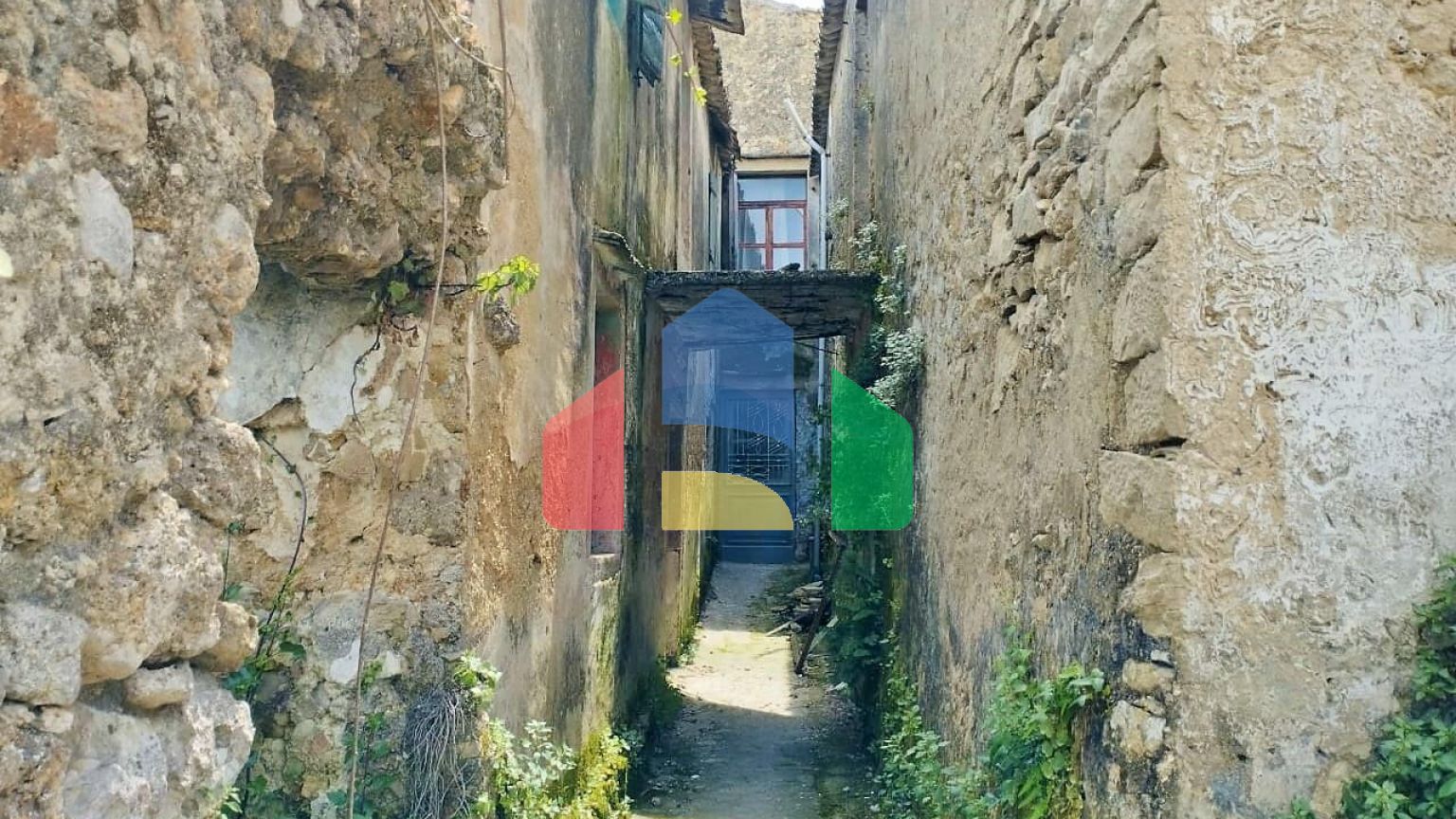 Продаж - Таунхаус 90 m² на о. Корфу