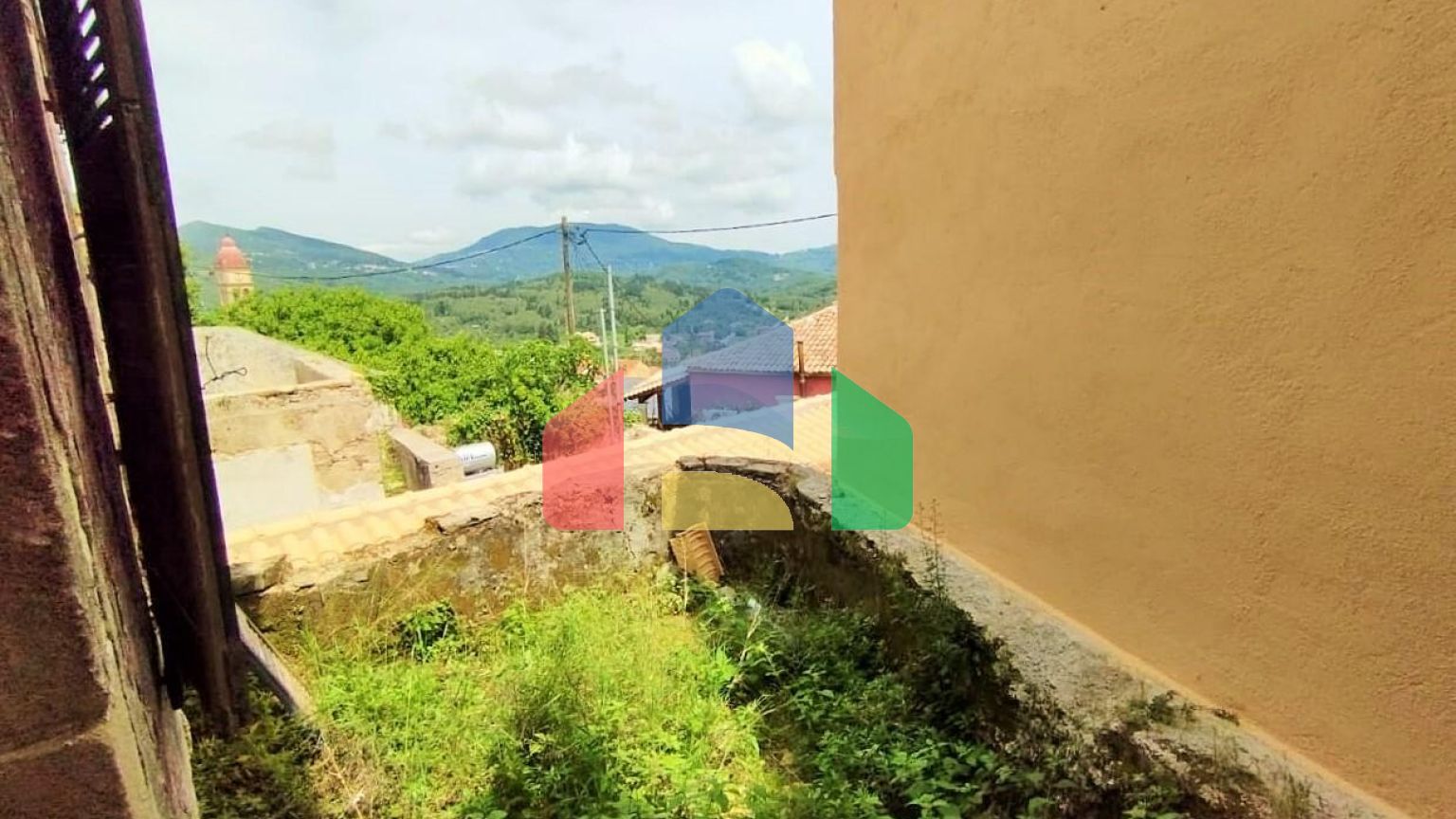 Продаж - Таунхаус 90 m² на о. Корфу