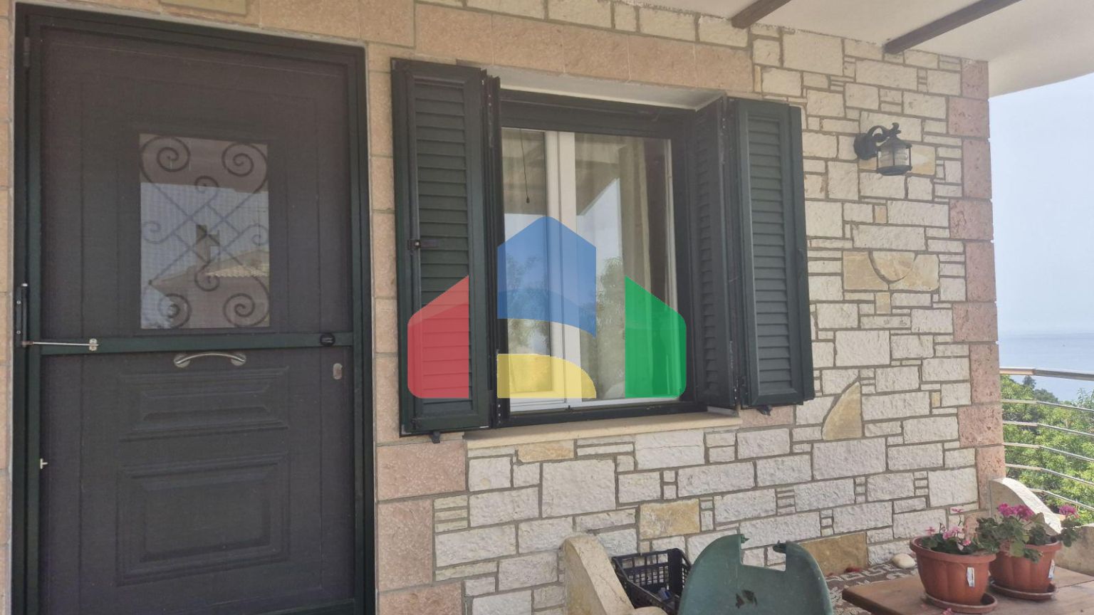 Продаж - Котедж 67 m² на о. Корфу