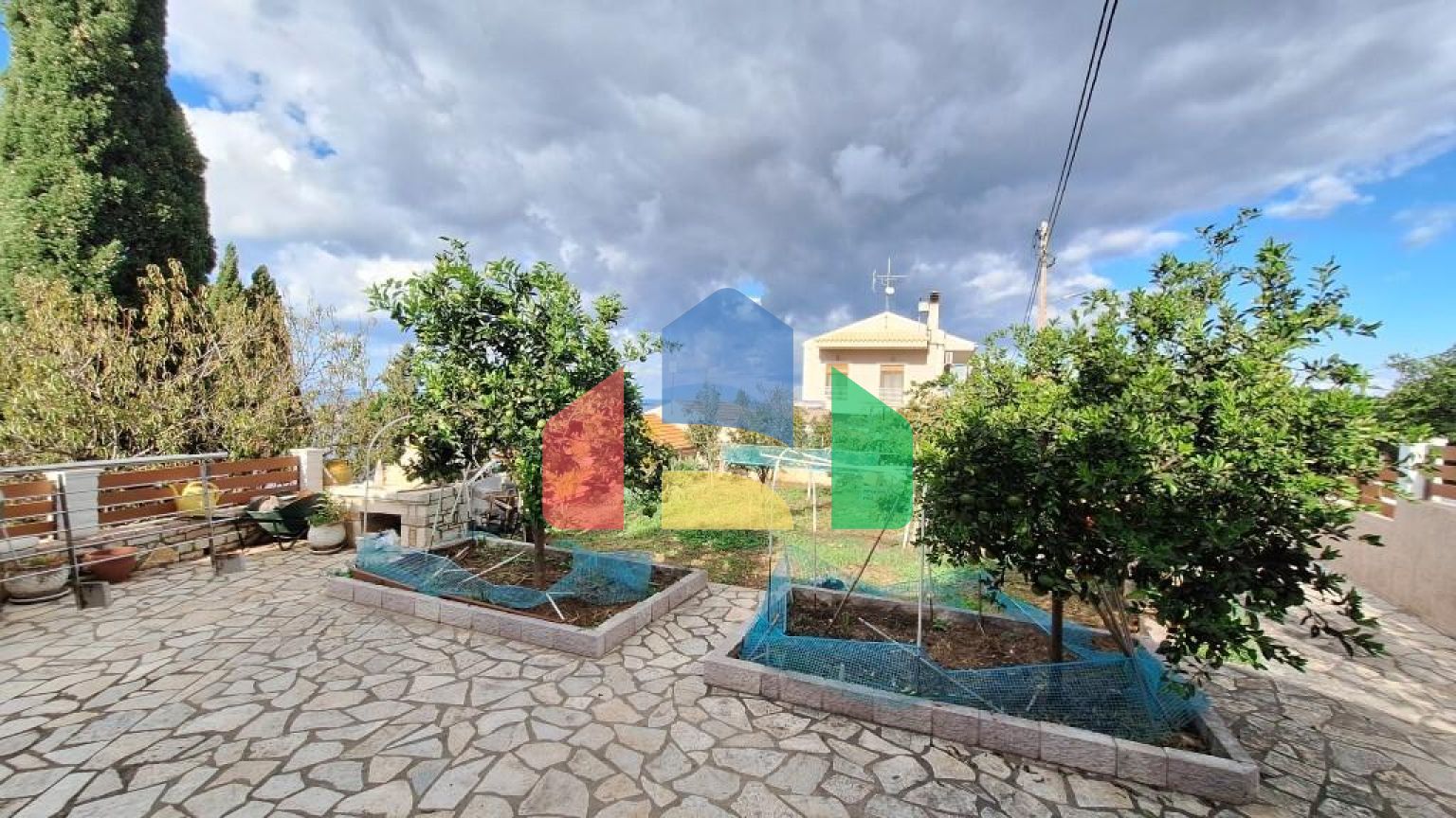 Продаж - Котедж 67 m² на о. Корфу