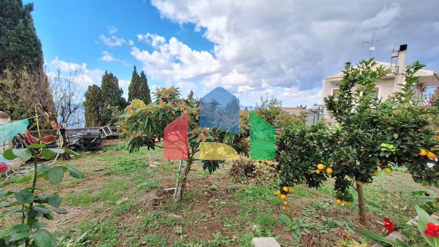 Продаж - Котедж 67 m² на о. Корфу