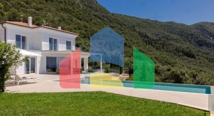 Продажа - Вилла 220 m² на о. Корфу