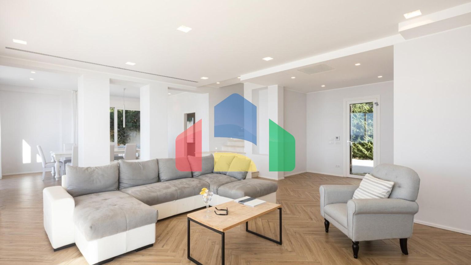 Продаж - Вілла 220 m² на о. Корфу