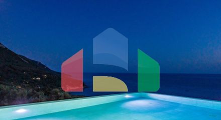 Продаж - Вілла 220 m² на о. Корфу