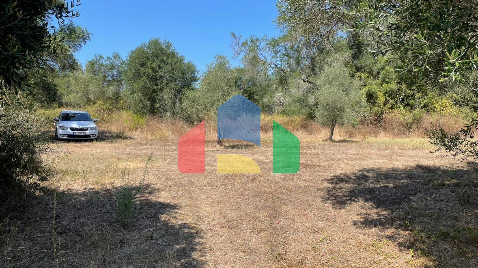 Продажа - Земельный участок 4030 m² на о. Корфу