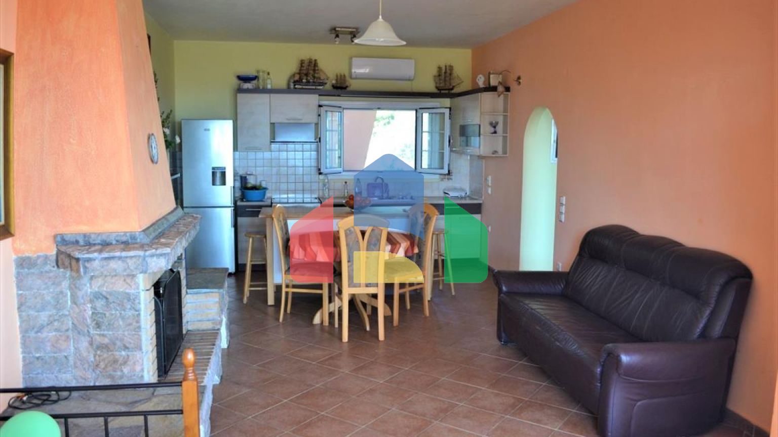 Продажа - Коттедж 205 m² на о. Корфу