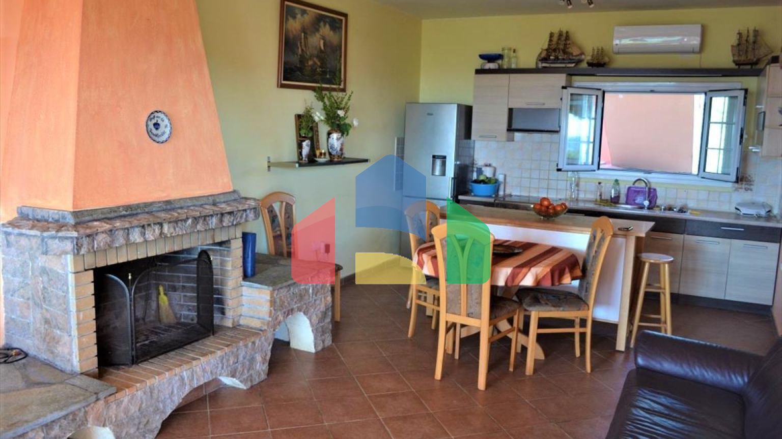 Продажа - Коттедж 205 m² на о. Корфу