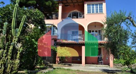 Продажа - Коттедж 205 m² на о. Корфу