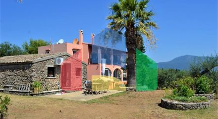 Продажа - Коттедж 205 m² на о. Корфу