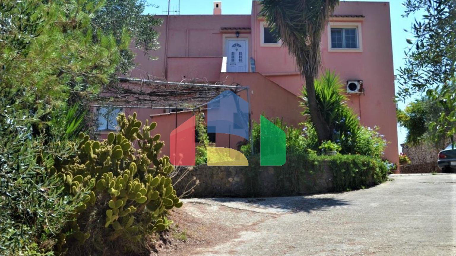 Продажа - Коттедж 205 m² на о. Корфу