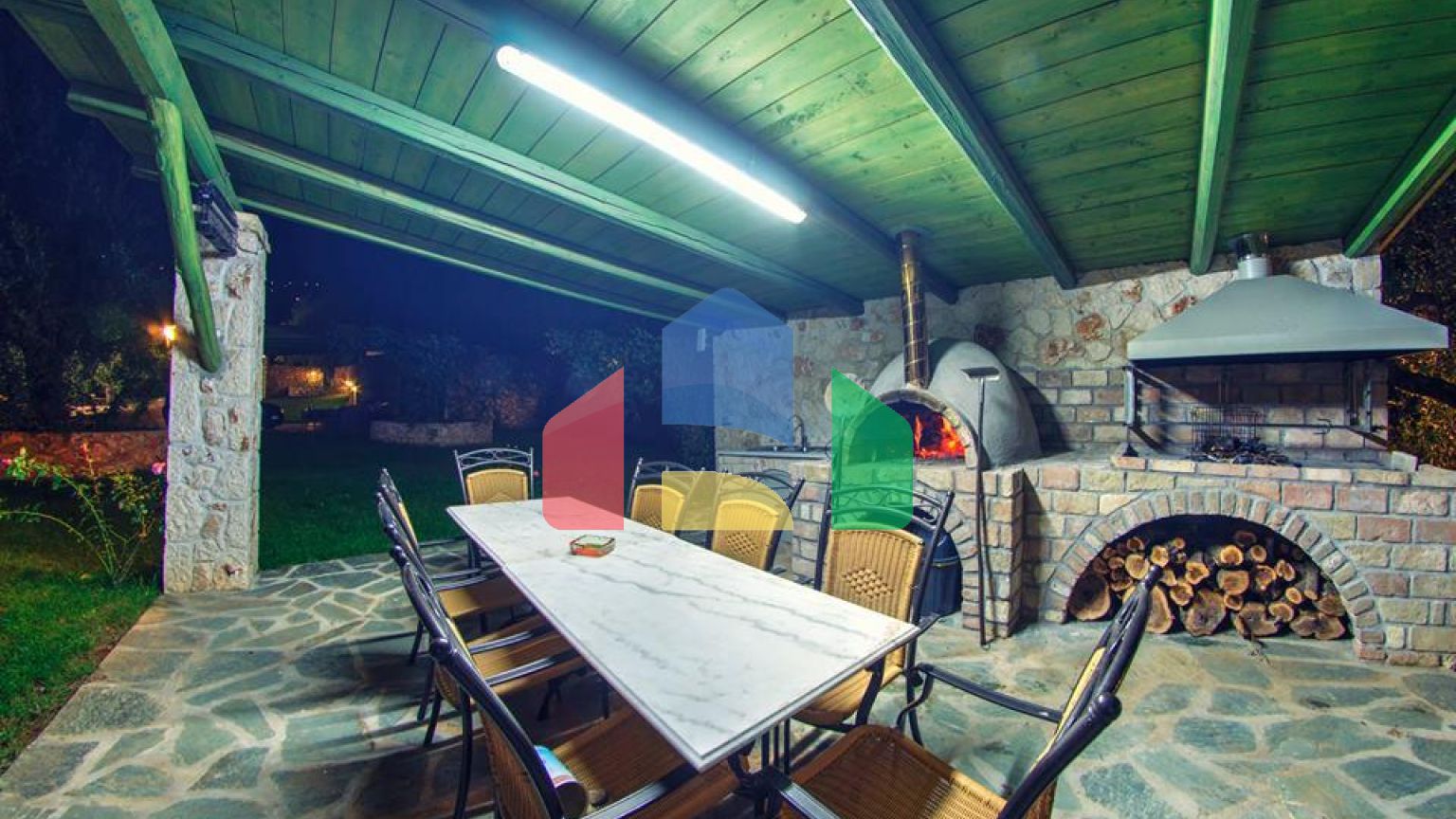 Продаж - Вілла 330 m² на о. Корфу