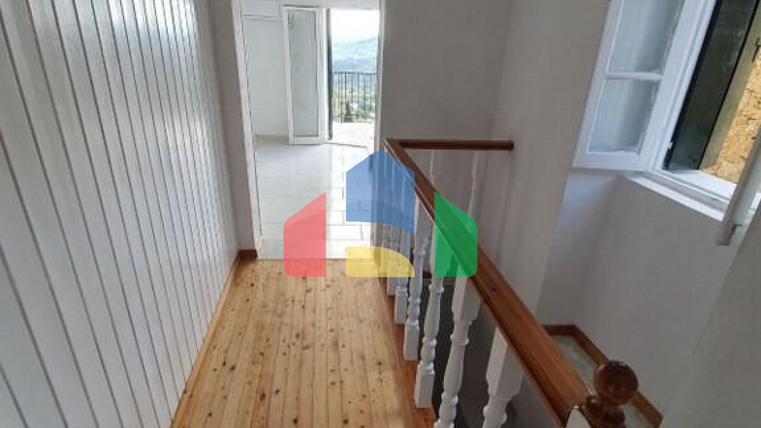 Продаж - Таунхаус 97 m² на о. Корфу