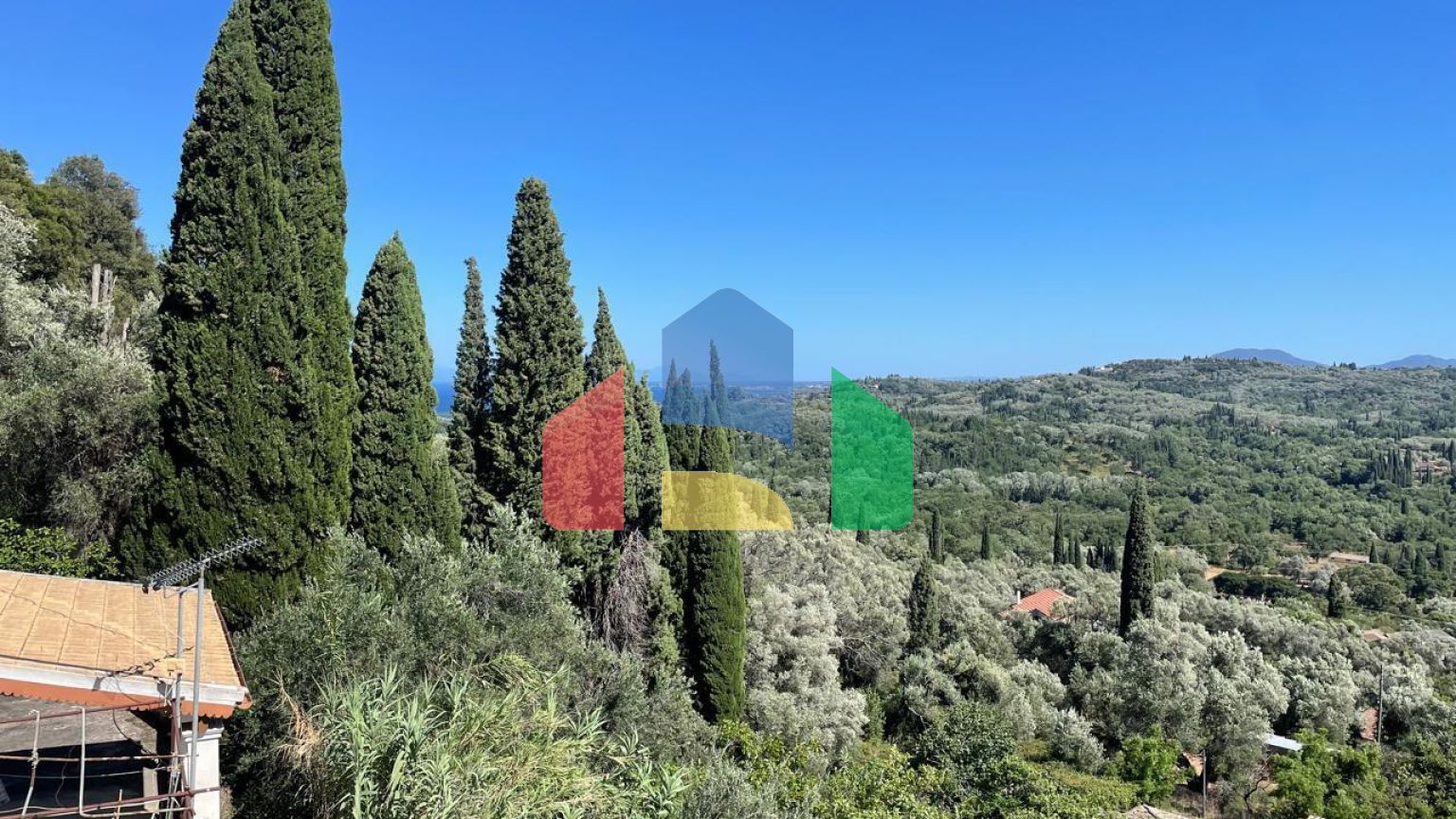 Продаж - Таунхаус 97 m² на о. Корфу