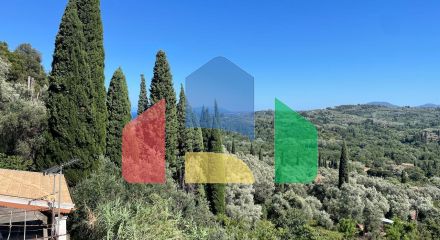 Продаж - Таунхаус 97 m² на о. Корфу