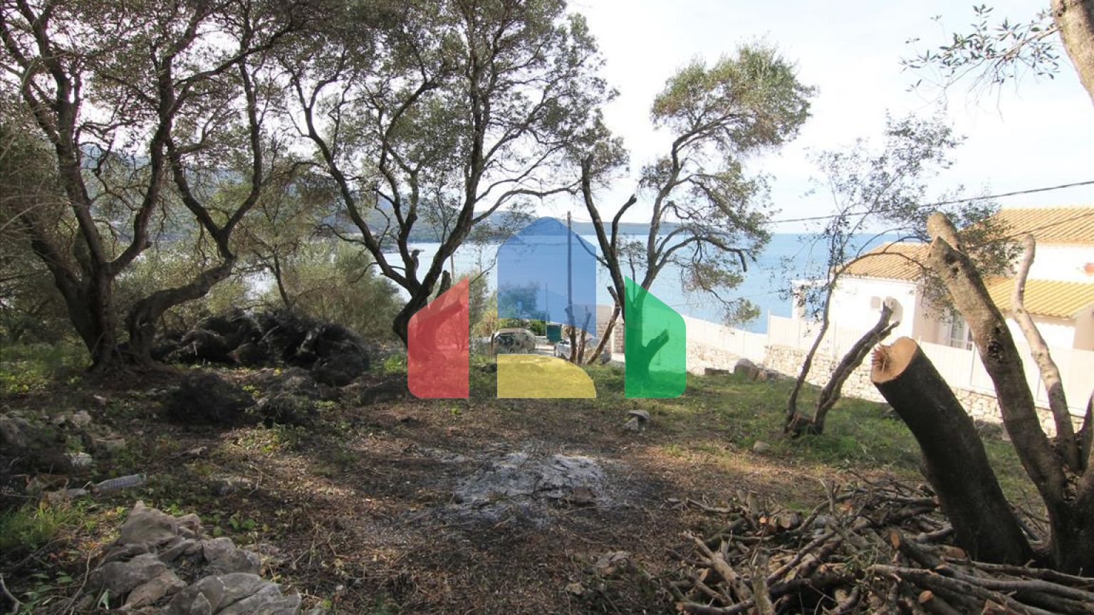 Продаж - Земельна ділянка 3300 m² на о. Корфу