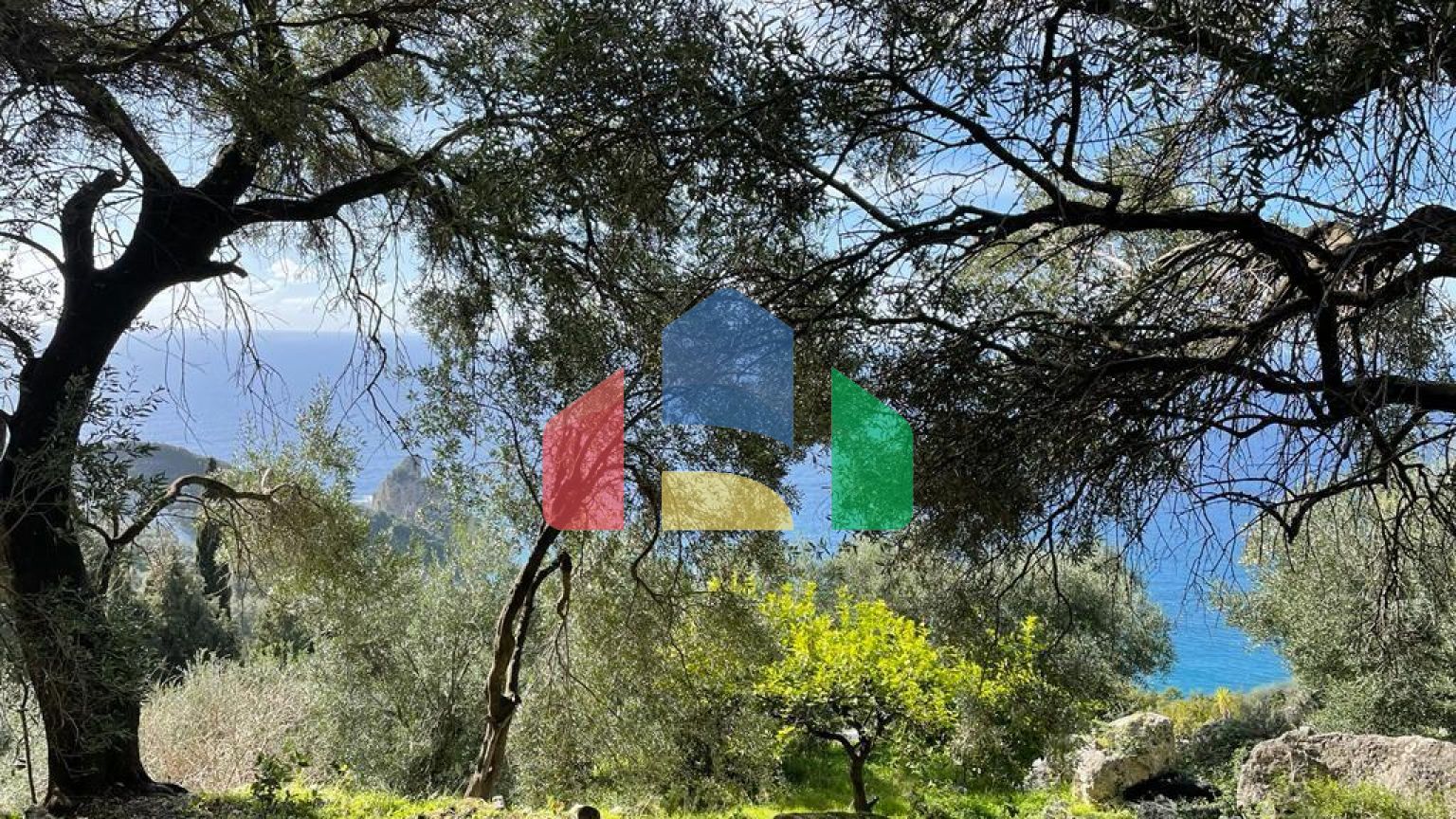 Продаж - Земельна ділянка 6260 m² на о. Корфу