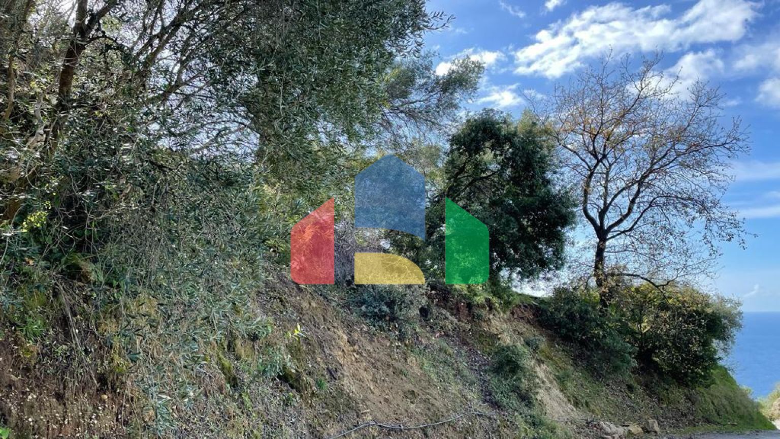 Продаж - Земельна ділянка 6260 m² на о. Корфу