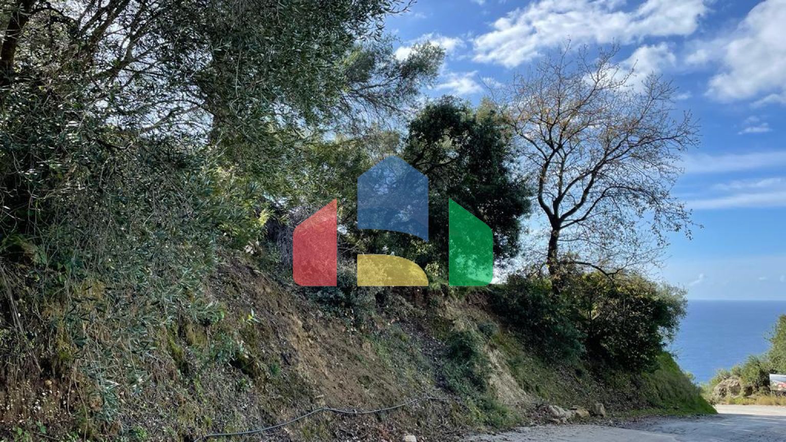 Продаж - Земельна ділянка 6260 m² на о. Корфу