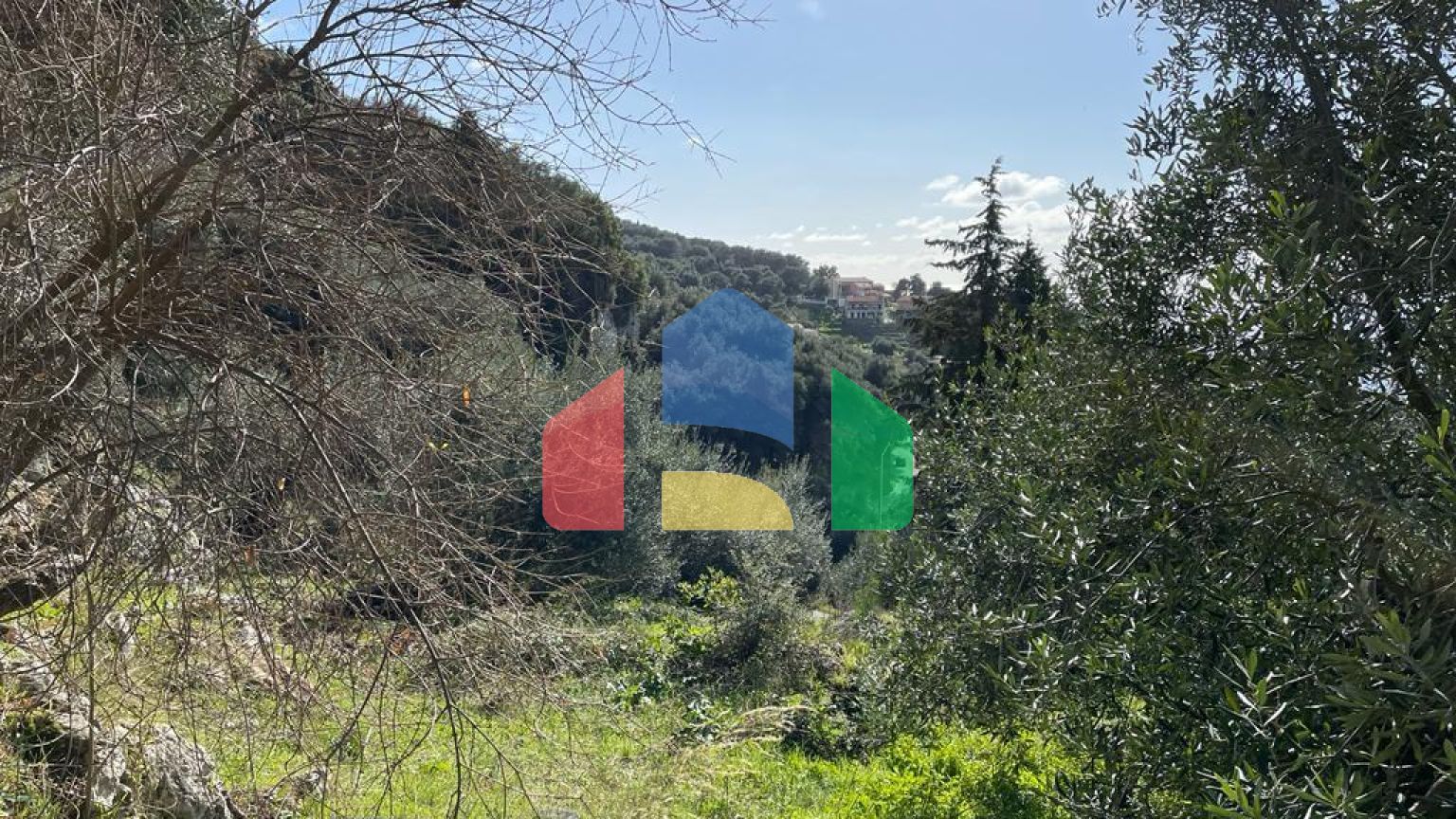 Продаж - Земельна ділянка 6260 m² на о. Корфу