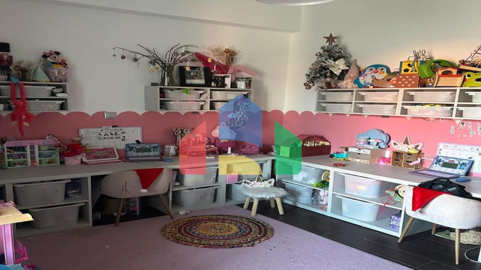 Продаж - Котедж 368 m² на о. Корфу