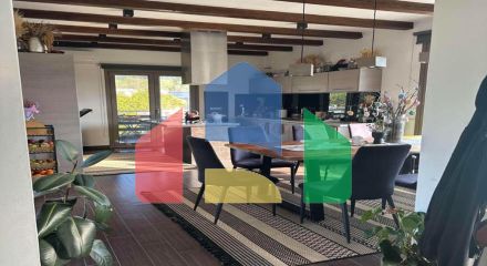 Продаж - Котедж 368 m² на о. Корфу