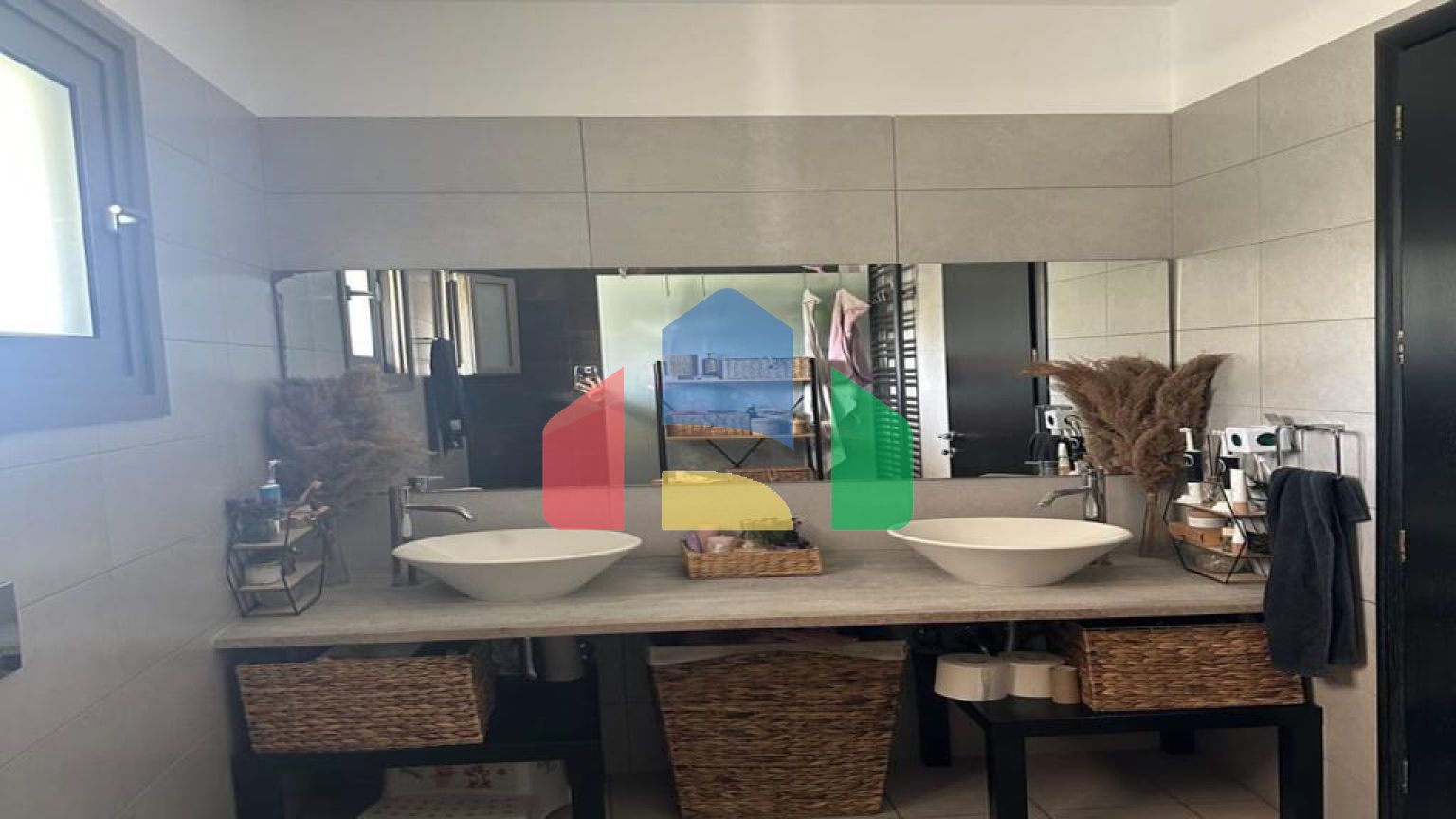 Продаж - Котедж 368 m² на о. Корфу