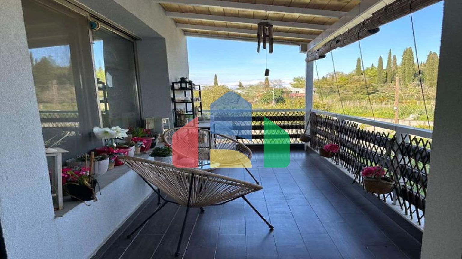 Продаж - Котедж 368 m² на о. Корфу