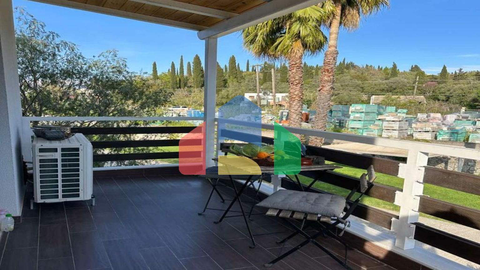 Продаж - Котедж 368 m² на о. Корфу