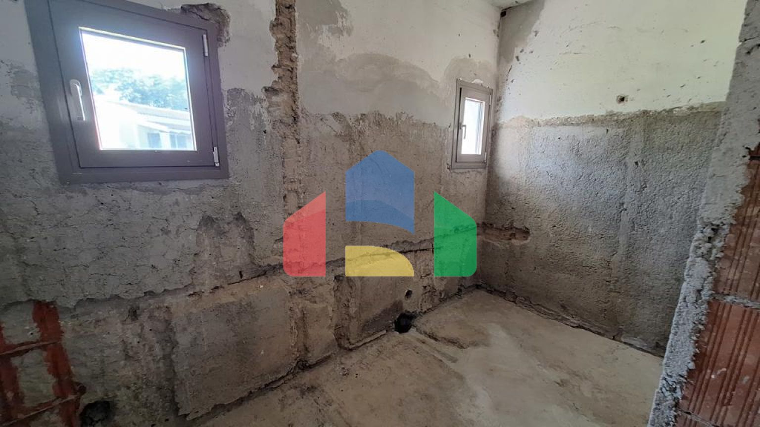 Продаж - Котедж 368 m² на о. Корфу