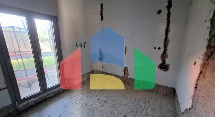 Продаж - Котедж 368 m² на о. Корфу