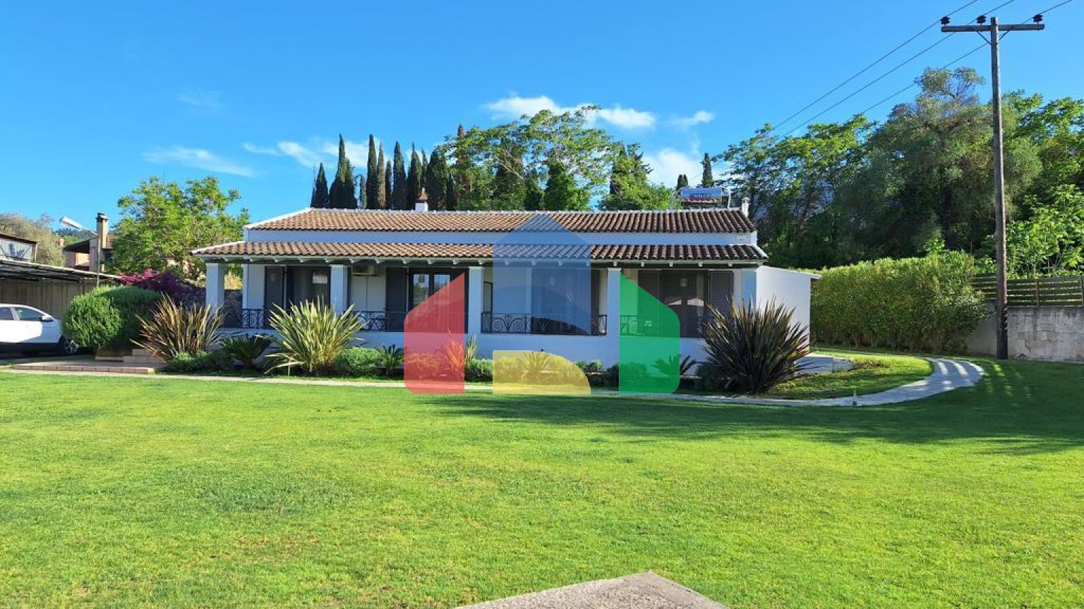 Продаж - Котедж 368 m² на о. Корфу