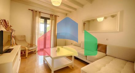 Продаж - Котедж 368 m² на о. Корфу