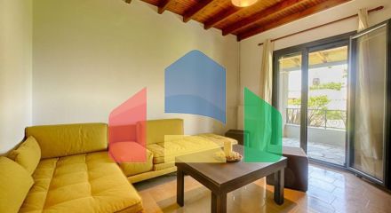 Продаж - Котедж 368 m² на о. Корфу