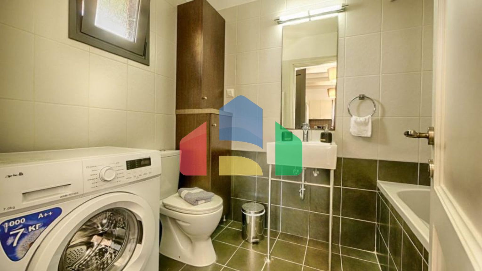 Продаж - Котедж 368 m² на о. Корфу