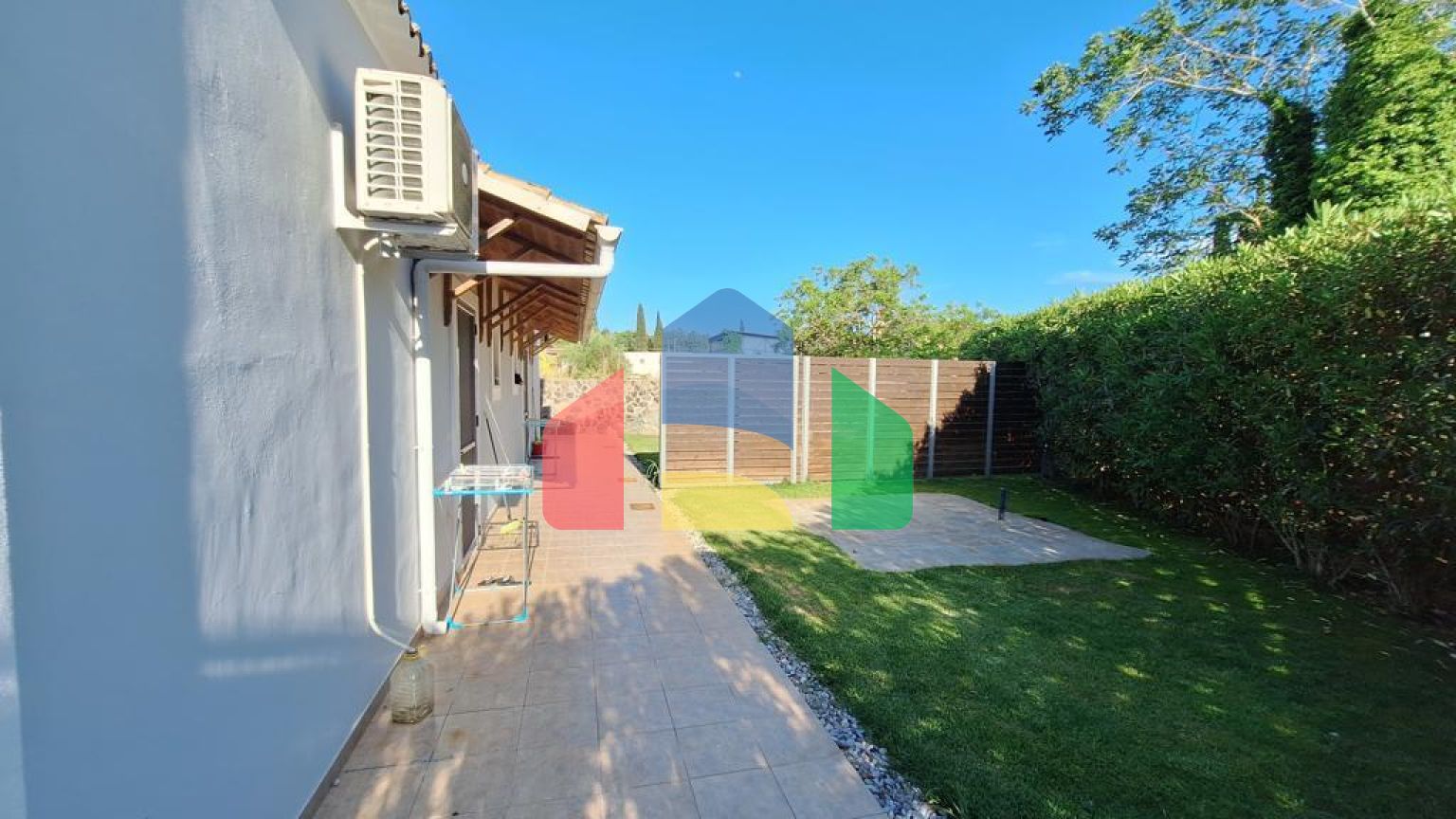 Продаж - Котедж 368 m² на о. Корфу